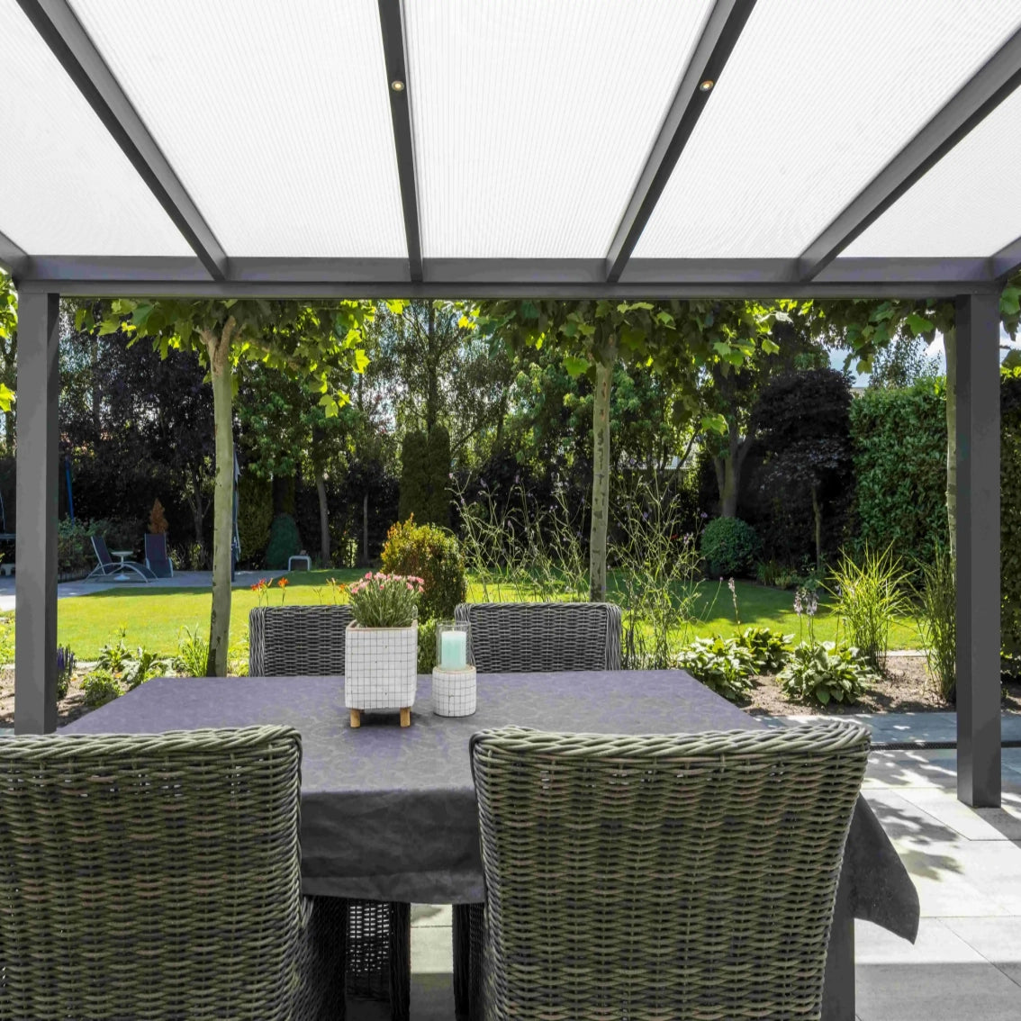 Giallo (Polycarbonate Roof) Great Open Views